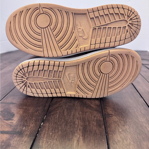 Nike GS Air Jordan 1 Mid SE Cacao Wow Ale Brown / Green 2.5 Youth EUC DZ6338-200 - Picture 6 of 8